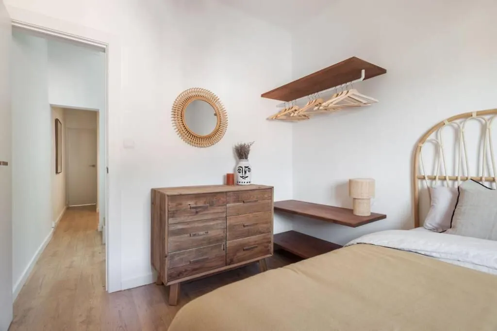 Сasa de vacaciones Ht- From Bcn.. To Heaven!! 4Bedrooms With Terraze! Barcelona España